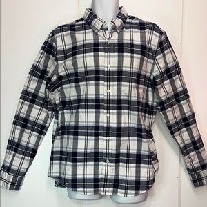 American Eagle by Payless Black and White Plaid‎ Shirt. ZS XL